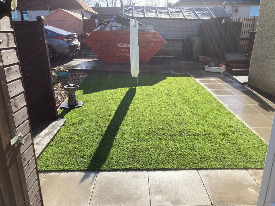 Do you need artificial grass installed in Edinburgh or East Lothian, click here and arrage a quote