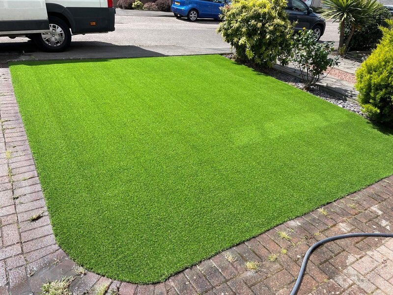 East Lothian artificial grass installation company, click here for prices and arrange a quote